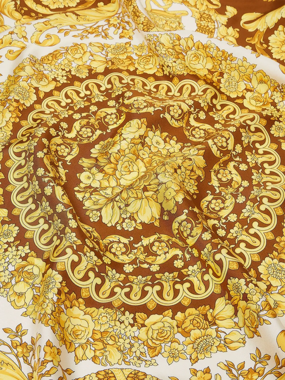 Versace Barocco-print silk scarf - Geel