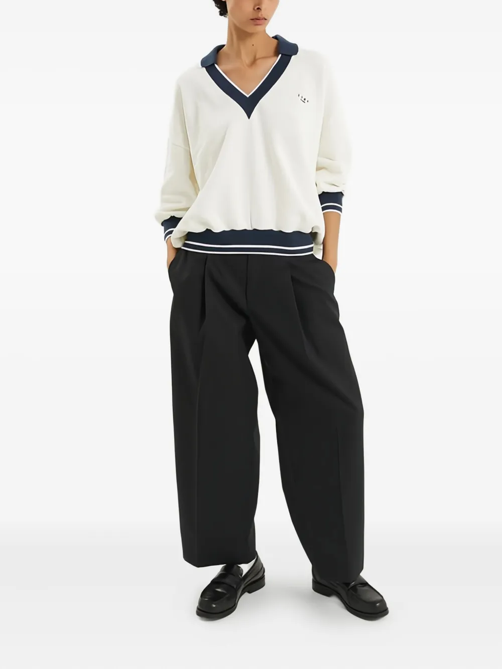1989 STUDIO V-neck trim sweater | Knitted Sweaters | Image 2