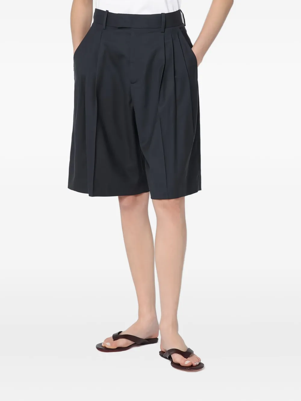 6397 Shorts sartoriali con pieghe - Nero