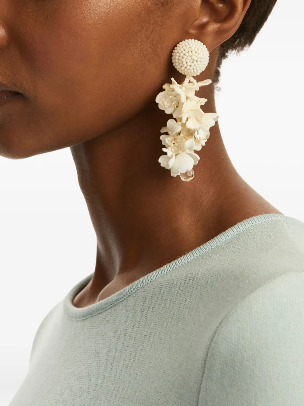 Oscar de la Renta Oorbellen met bloemendetail - Beige