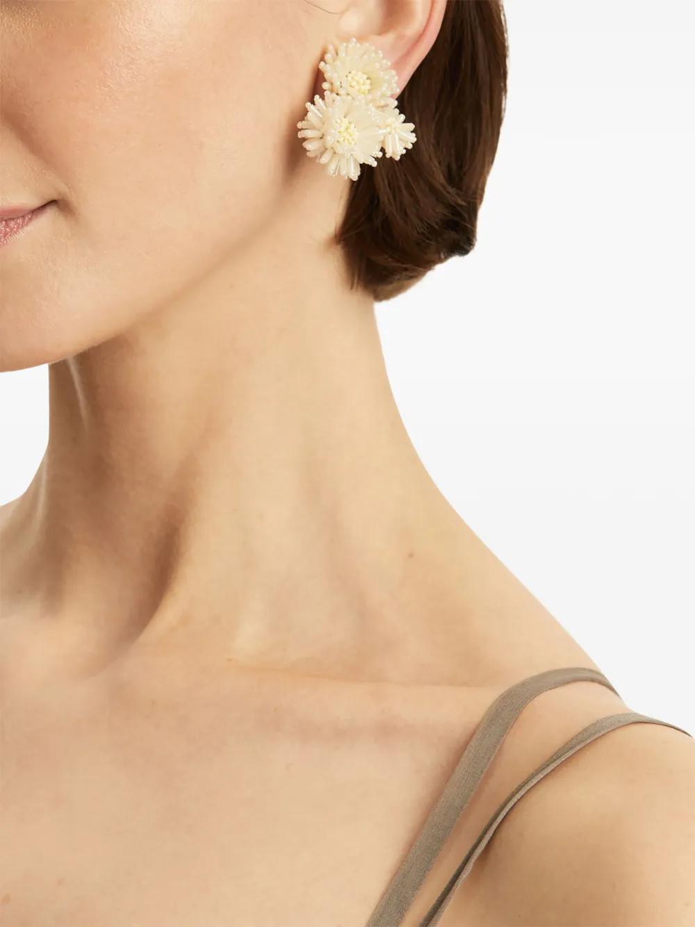 Oscar de la Renta Oorbellen met bloemendetail - Beige