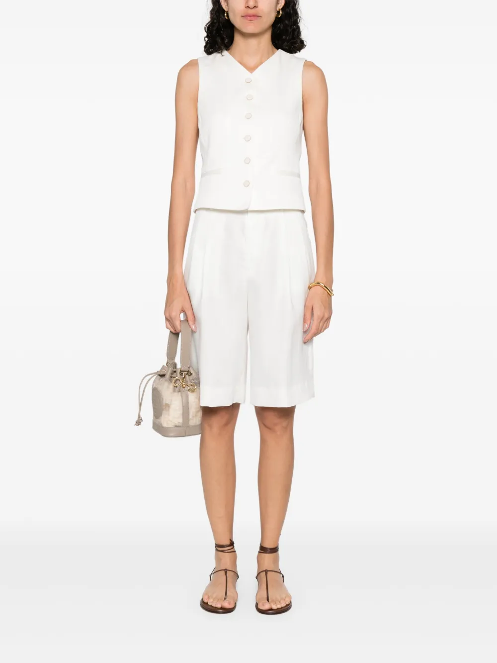Tagliatore Effie shorts | Knee-Length Shorts | Image 2