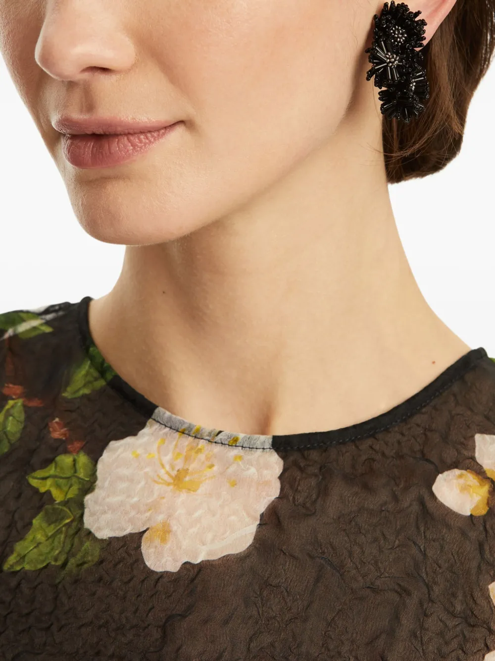 Oscar de la Renta Oorbellen met bloemendetail - Zwart