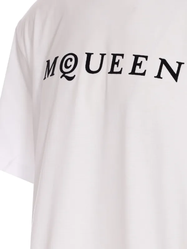Tシャツ・カットソー alexander mcqueen White cotton t-shirt (828420QTADD 909) Alexander McQueen Logo Stamp Cotton T-shirt | White | FARFETCH