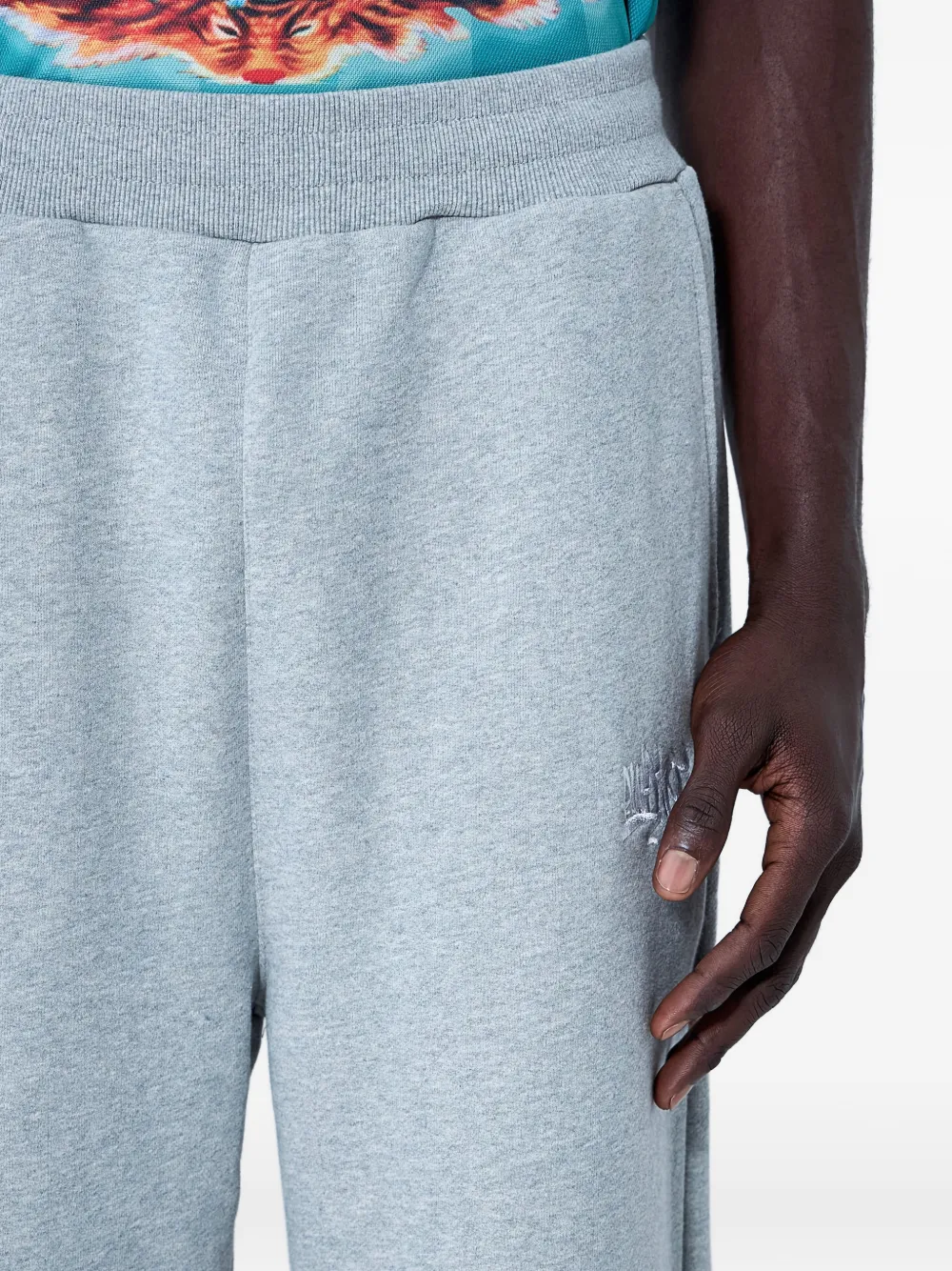 Awake NY ロゴ トラックパンツ | グレー | FARFETCH JP