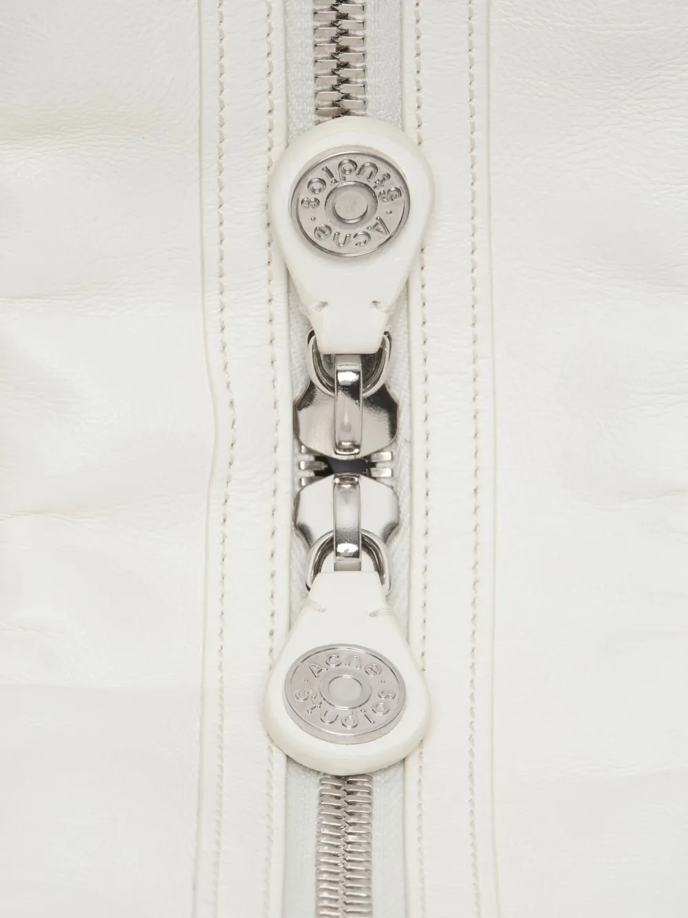 Acne Studios Camero leren schoudertas Wit