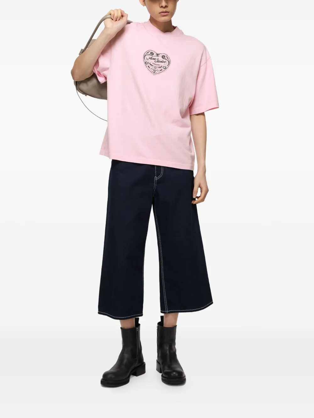 Acne Studios T-shirt met hartlogo Roze