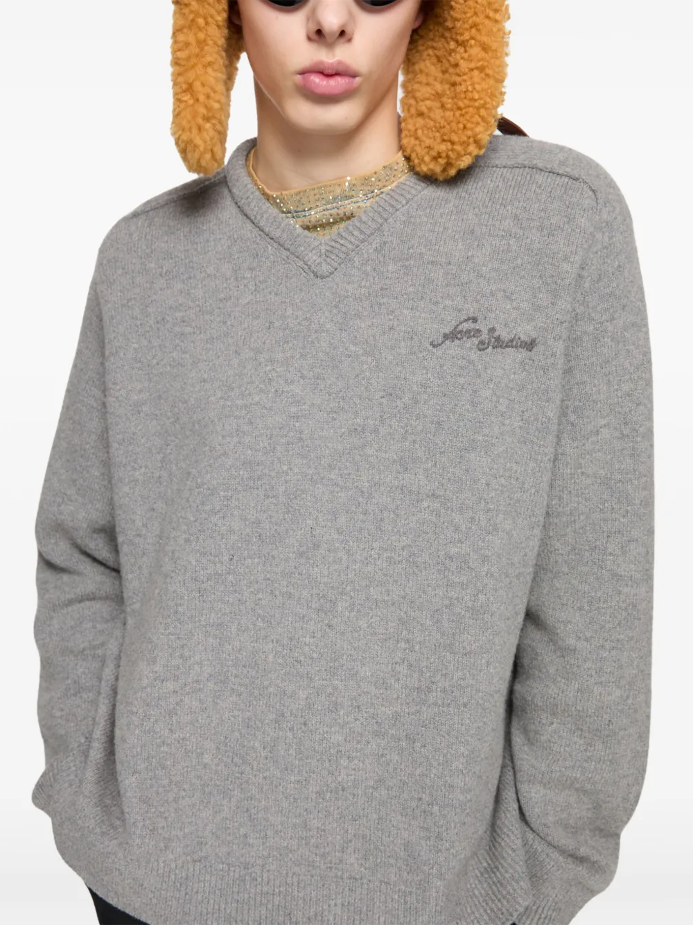 Acne Studios Trui met V-hals en logo Grijs