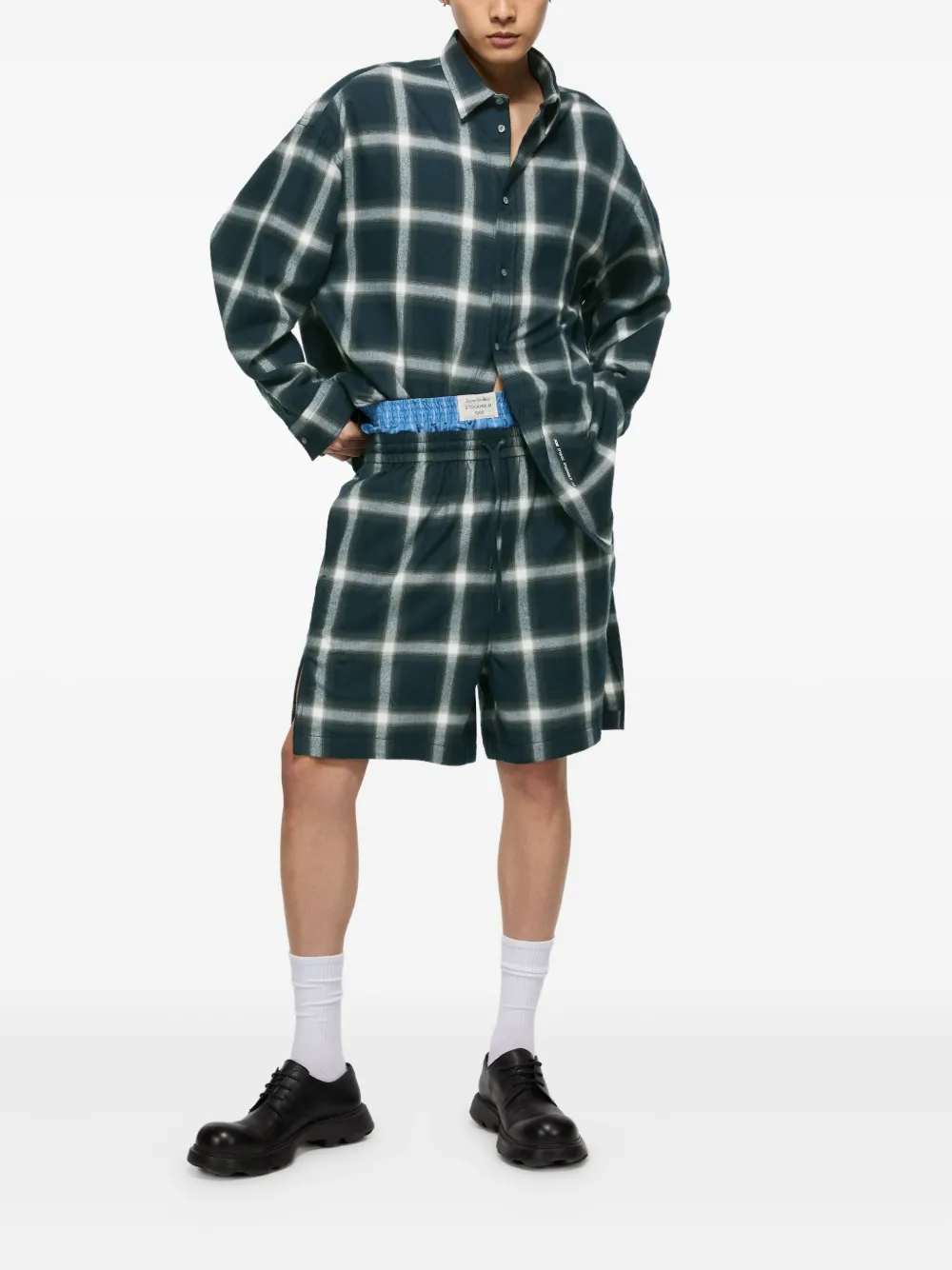 Acne Studios Geruite shorts met elastische taille Groen
