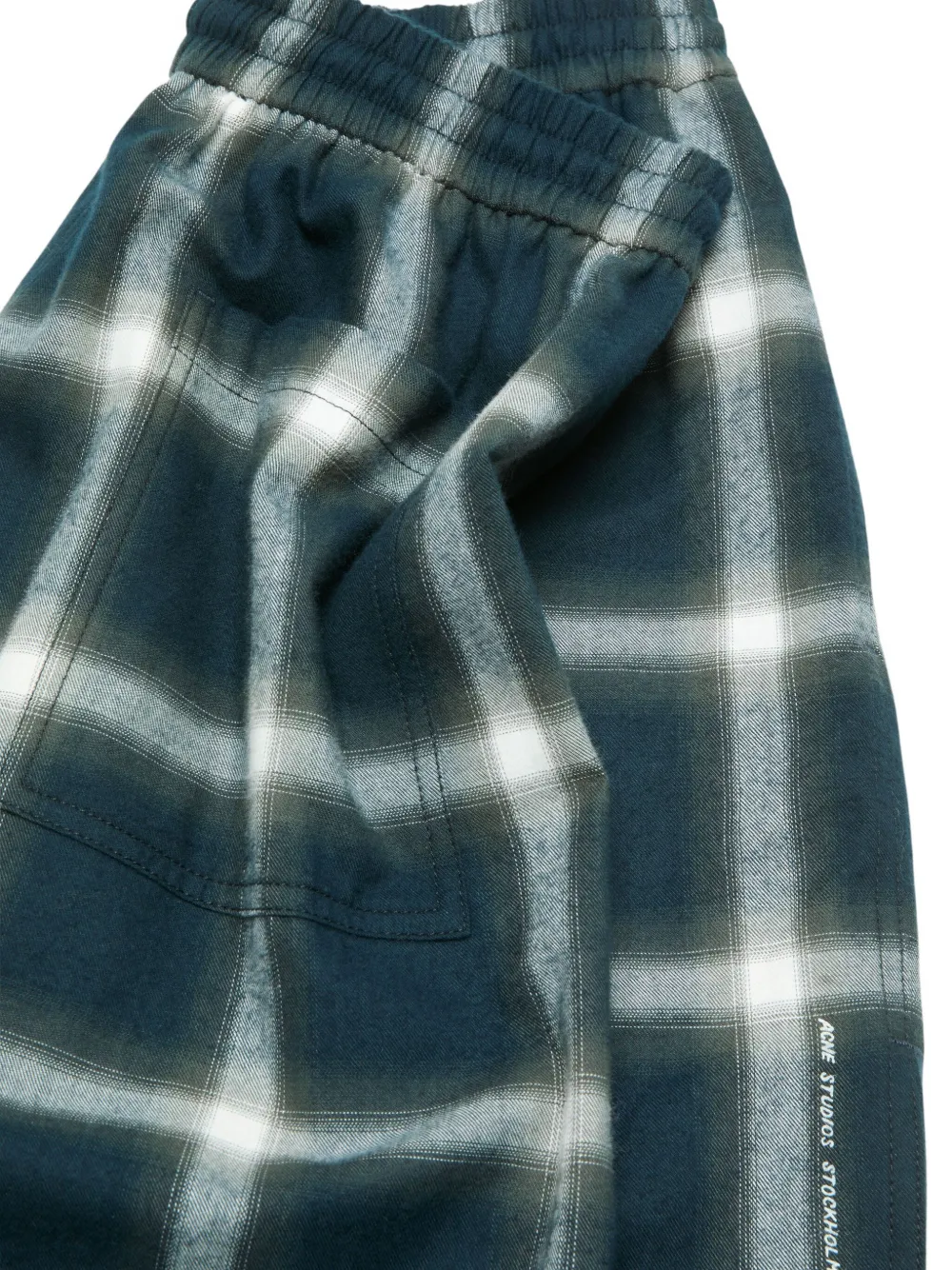 Acne Studios Geruite shorts met elastische taille Groen