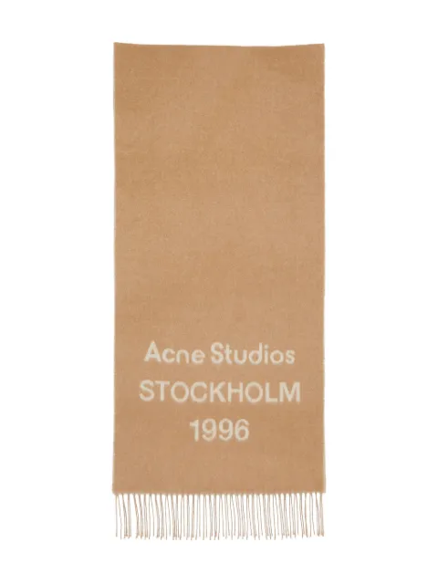 Acne Studios وشاح بشراشيب