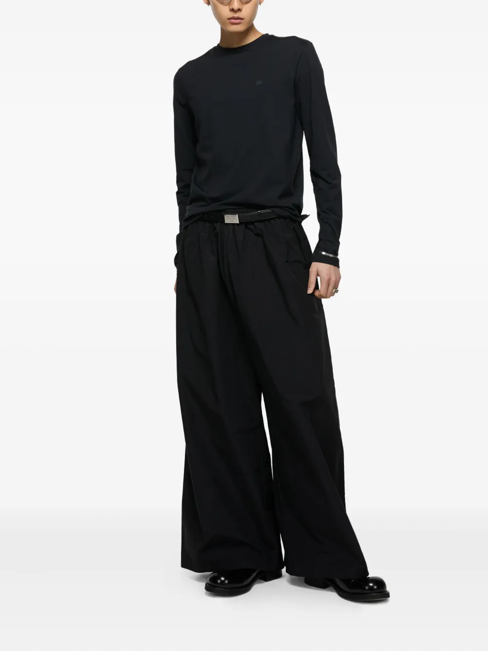 Acne Studios logo-patch long-sleeve T-shirt Zwart
