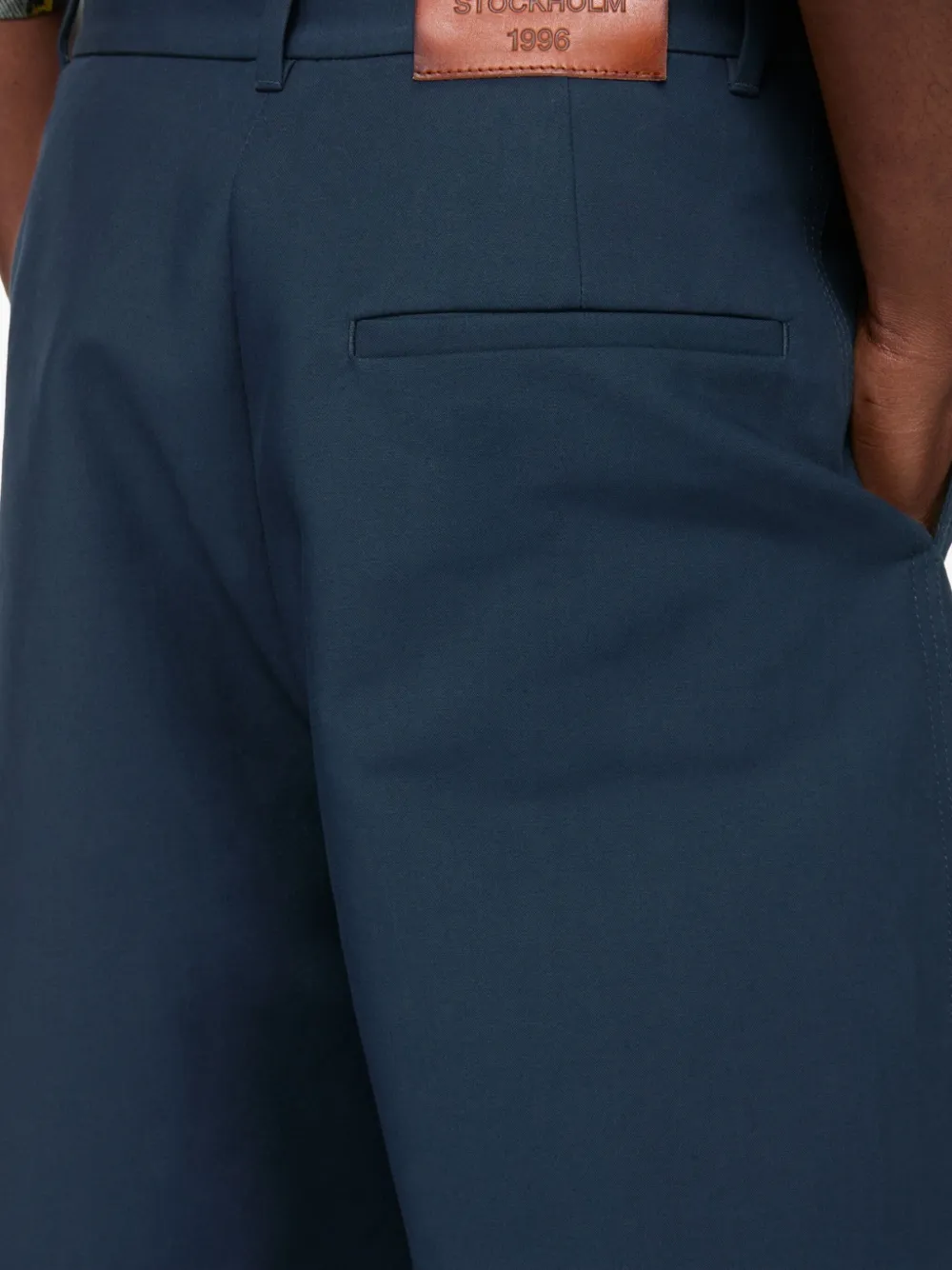 Acne Studios Broek met logopatch Blauw