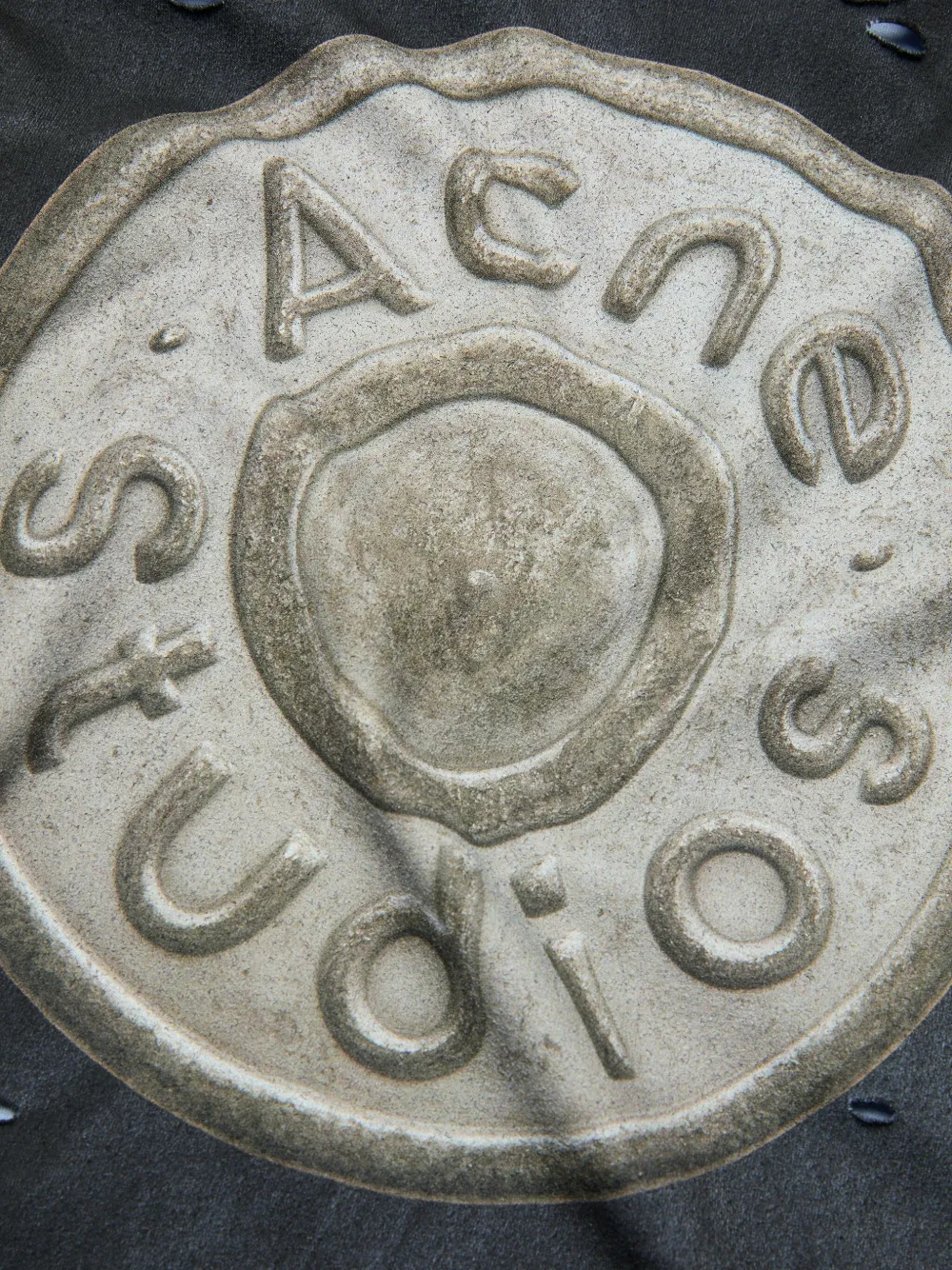 Acne Studios Gerafeld T-shirt met logoprint Zwart