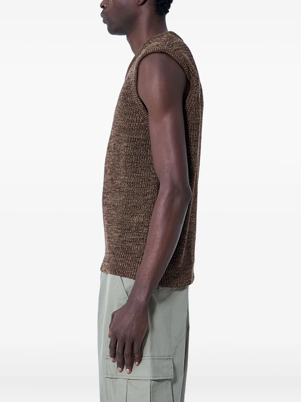 NOAH NY V-neck knitted vest Bruin