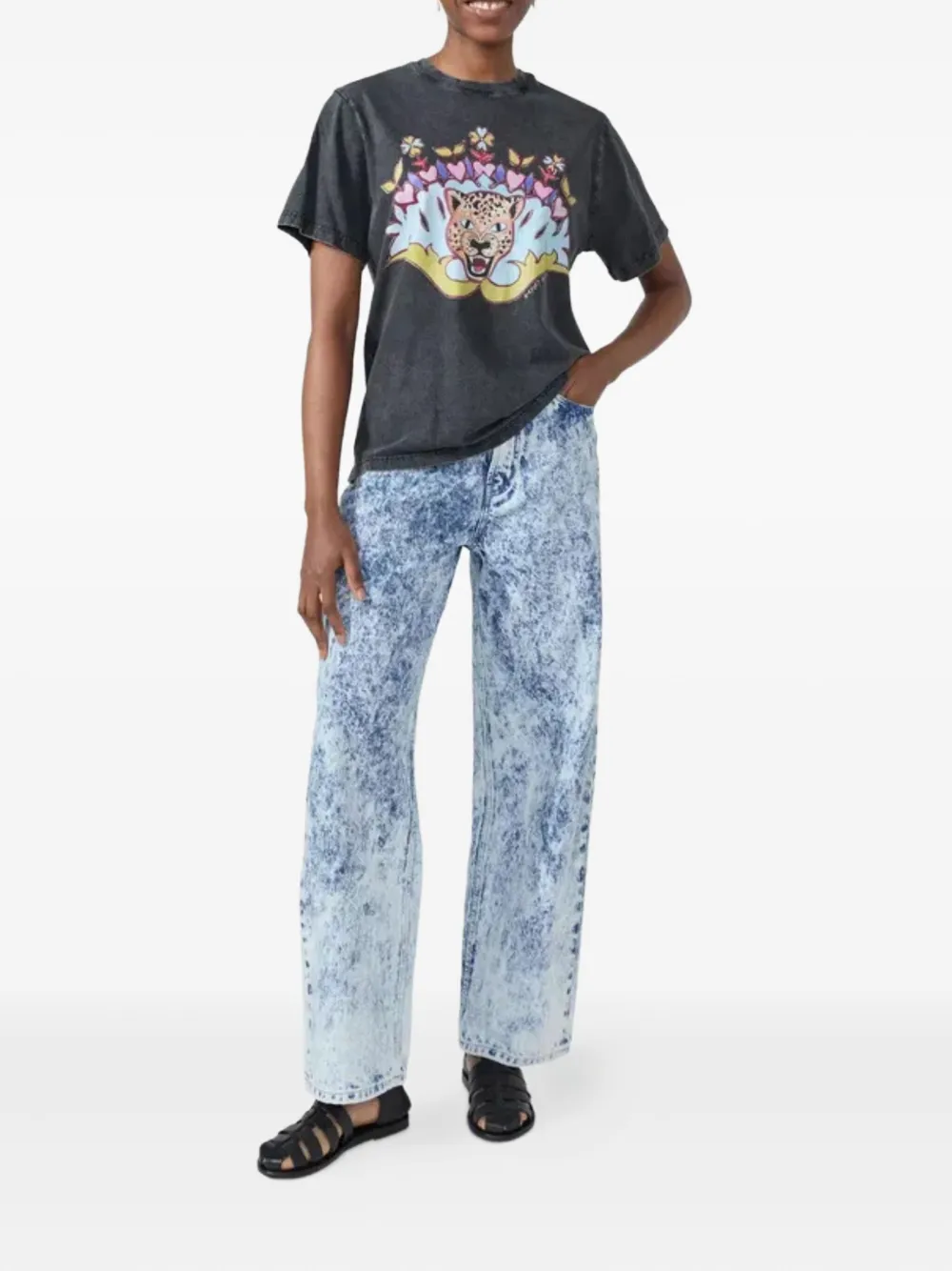 Hayley Menzies playera con estampado de leopardo | Playeras y jerséis | Image 2