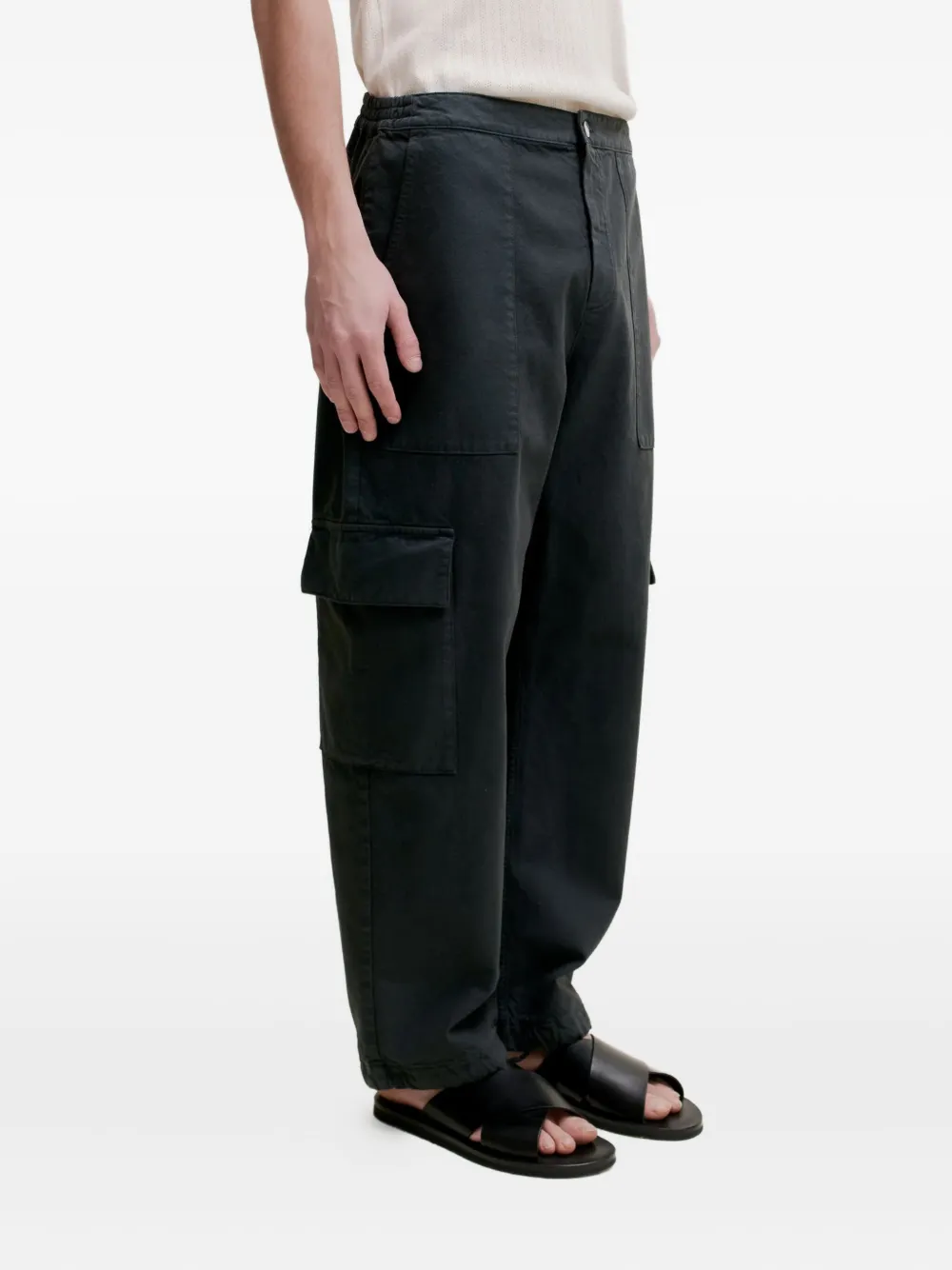 A Kind of Guise Tarun cargo pants | Regular-Fit & Straight Leg Pants | Image 2