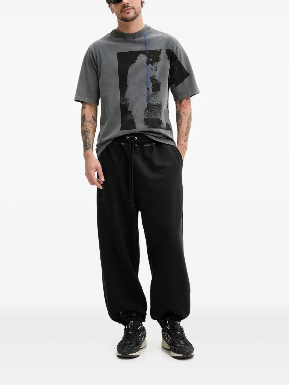 A-COLD-WALL* Decibel T-shirt met grafische print en korte mouwen Grijs
