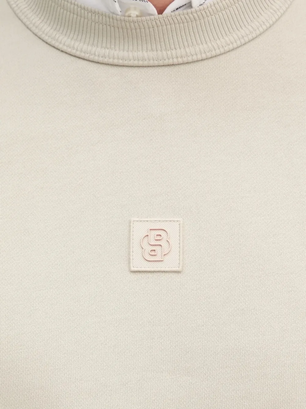 BOSS logo-plaque crew-neck sweatshirt Beige