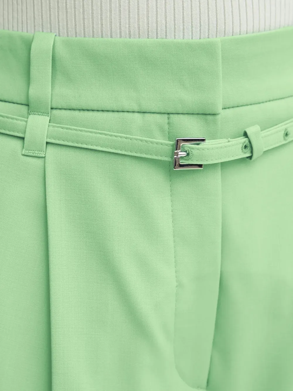 Hugo Boss Pleated Belted Shorts In Green