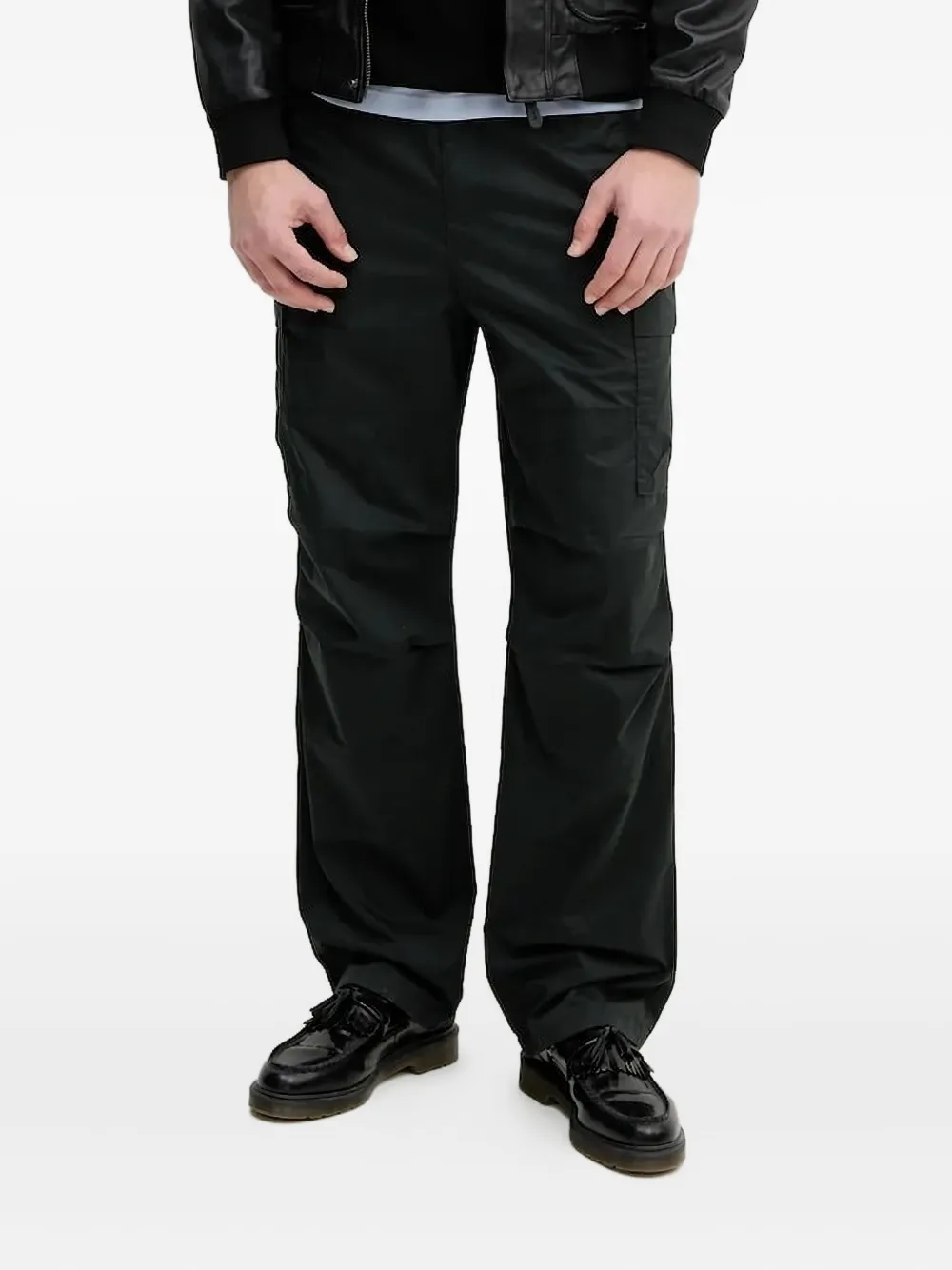 Armani Exchange カーゴパンツ - ブラック Armani Exchange カーゴパンツ - ブラック