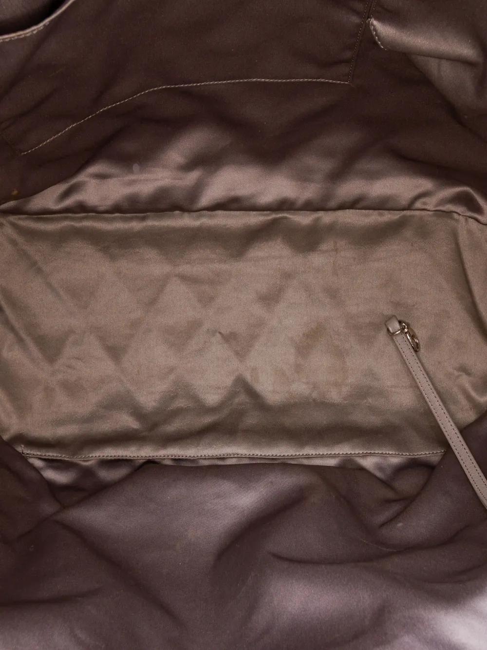 Pre-owned Chanel 2009-2010 Large Quilted Tweed And Vinyl Funny Patchwork Tote Bag In Grey