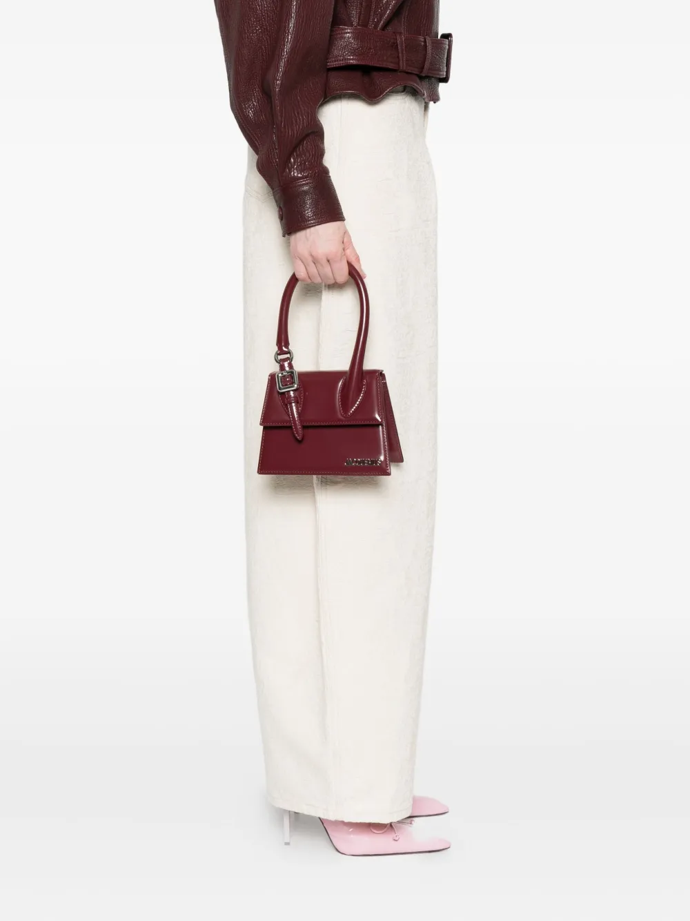 Jacquemus Womens Burgundy Medium Chiquito Buckle Leather Top-handle Bag In Red