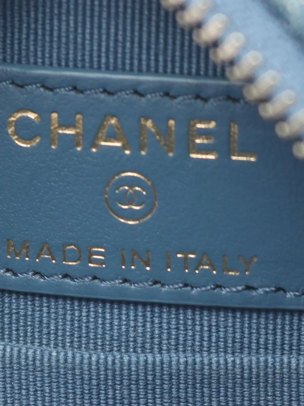 Pre-owned Chanel 2021 Denim 19 Round Clutch With Chain Satchel In Blue