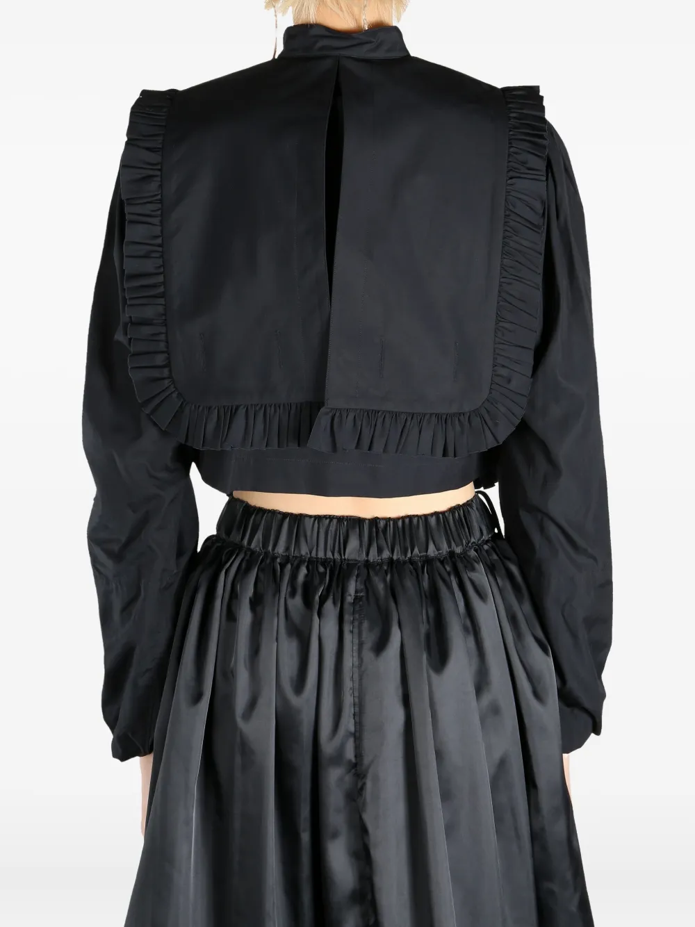 NOIR KEI NINOMIYA RUFFLE-DETAIL CROPPED BLOUSE 