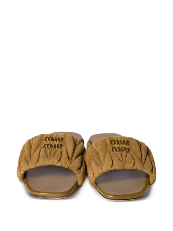 【関税込み】miu miu MATELASSE SUEDE SLIDES Miu Miu Matelassé Suede Slides | Green | FARFETCH BH