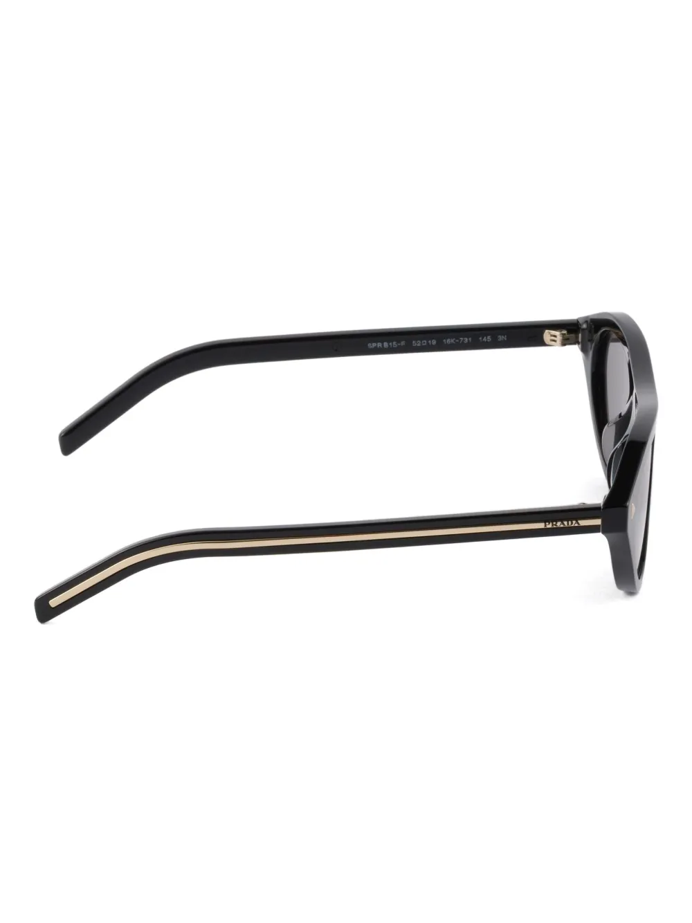 Prada Eyewear Prada zonnebril met het iconische metalen plakkaat Zwart