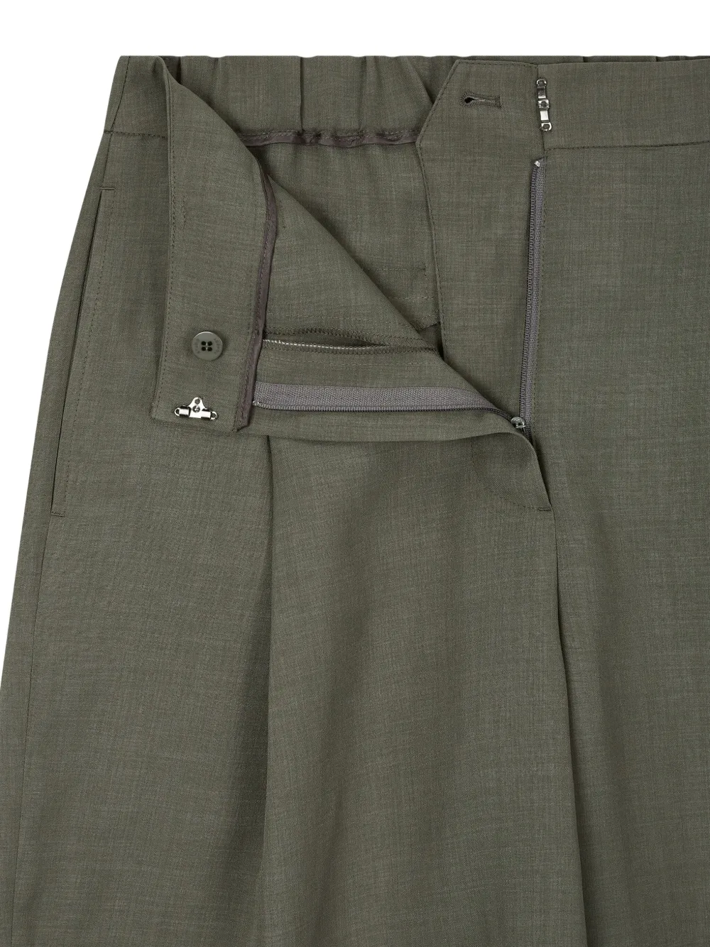 STUDIO TOMBOY Geplooide shorts Groen