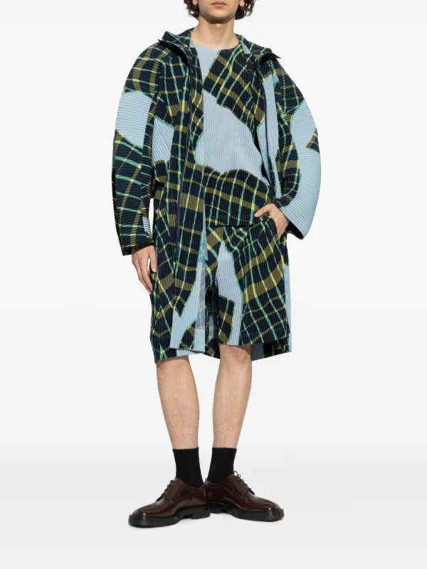Homme Plissé Issey Miyake Windswept Plaid Coat | Blue | FARFETCH
