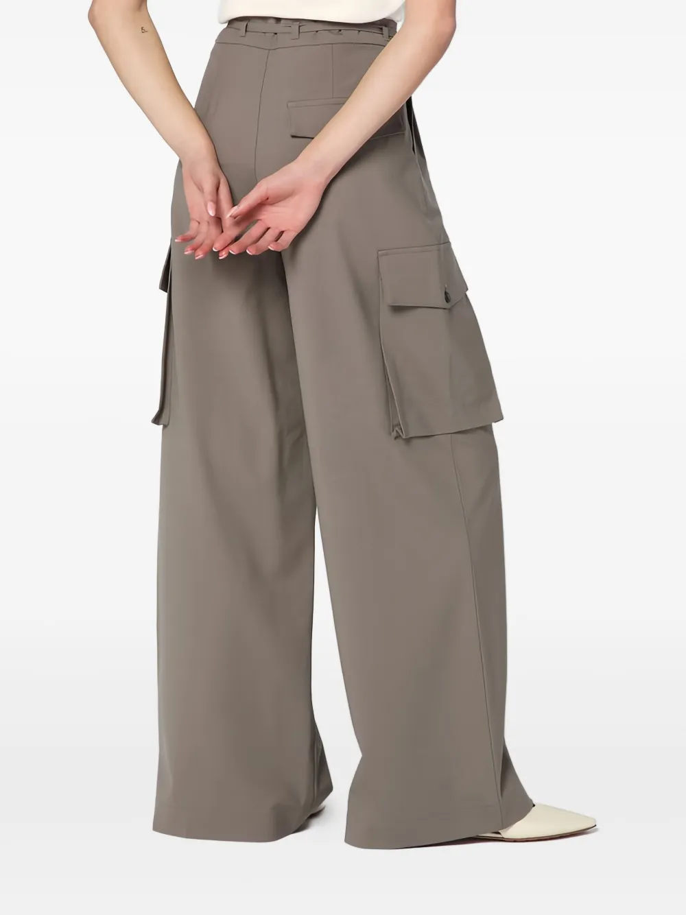 Rohe Wide Cargo Trousers In Taupe In Gray
