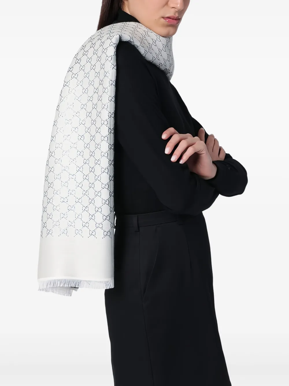 Gucci Gg-jacquard Scarf In White