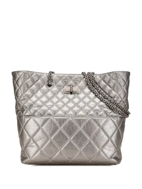 CHANEL Pre-Owned 2010-2011 Reissue 2.55 Quilted Aged Calfskin tote bag