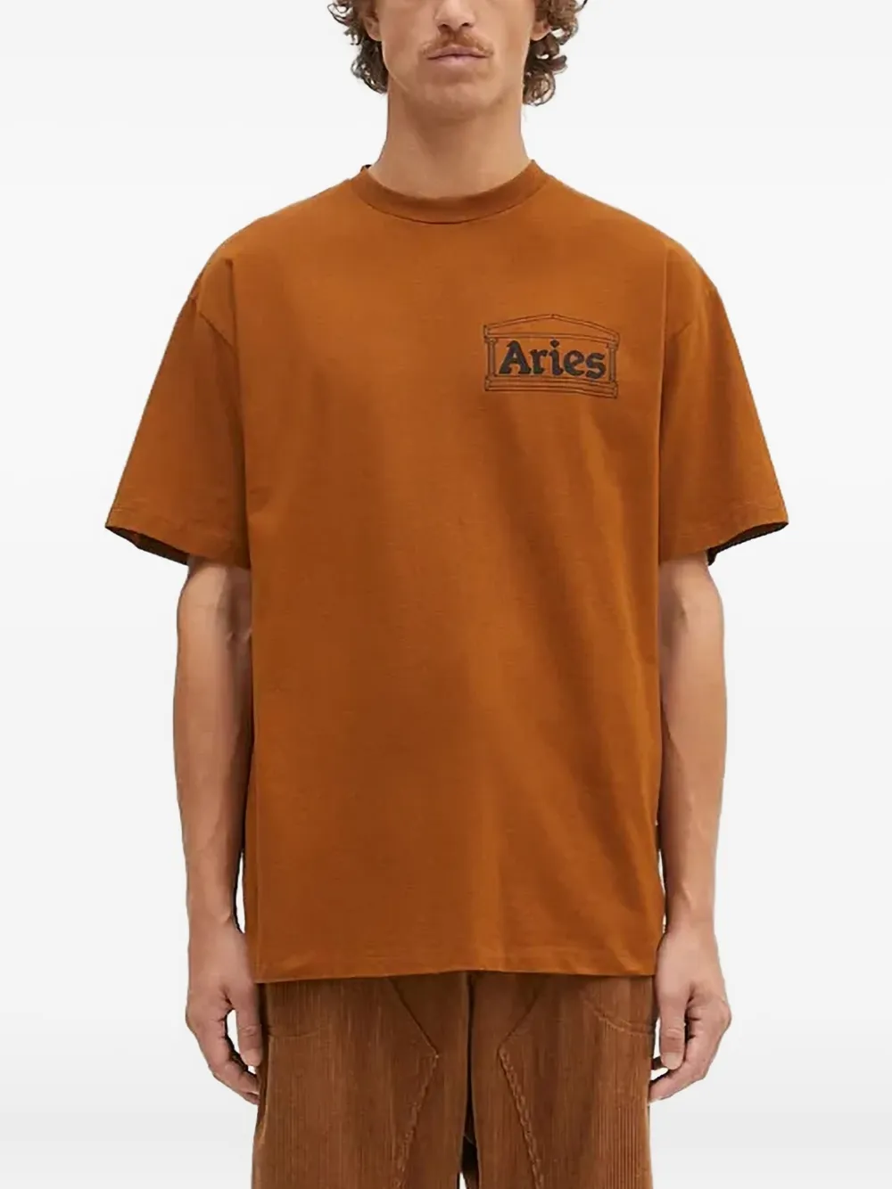 Aries T-shirt met logoplakkaat Bruin