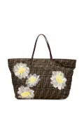 Fendi Pre-Owned 20th Century Zucca Canvas Flower Applique tote bag - Brown