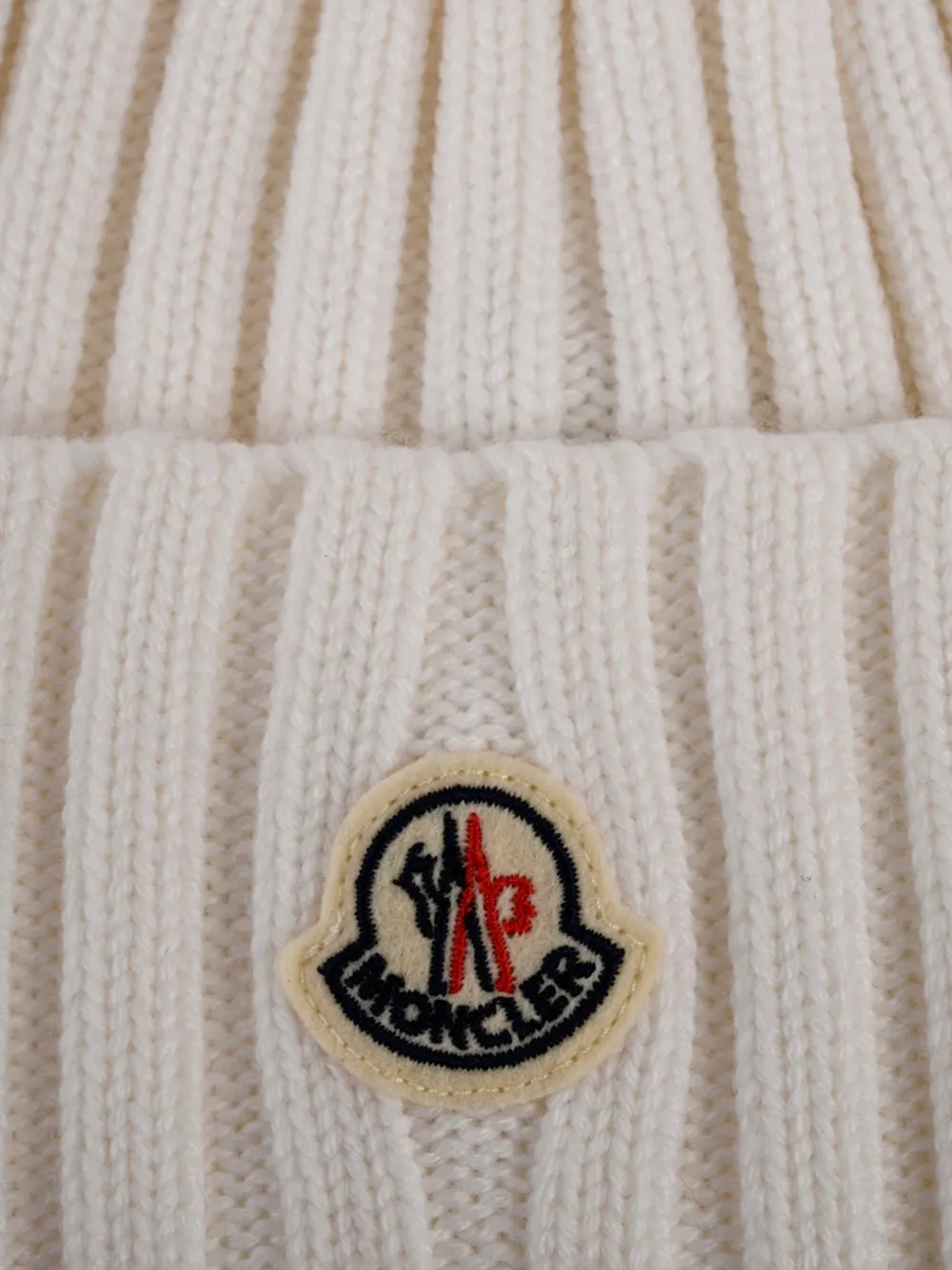 Moncler Muts met pompon Beige