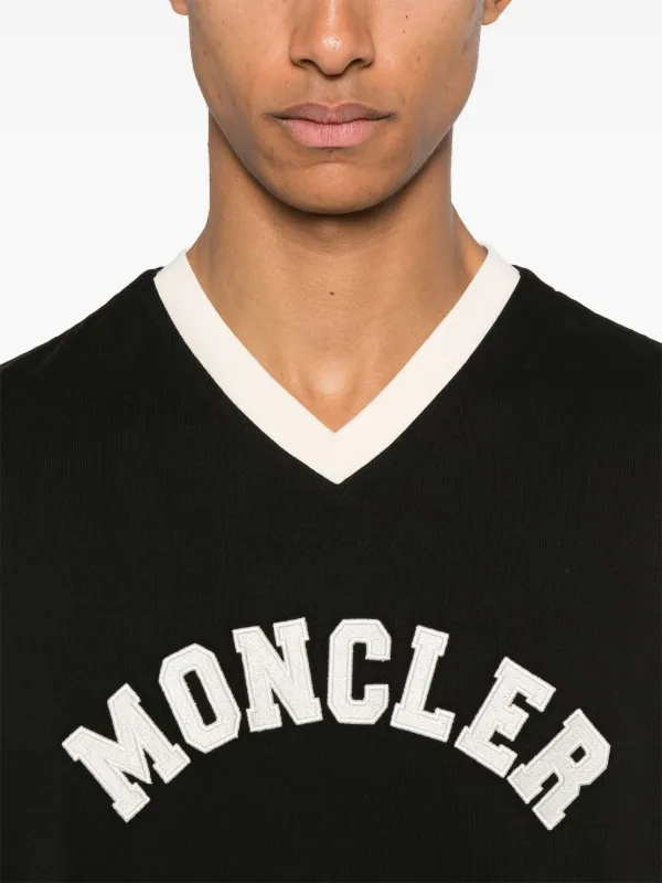 Moncler logo-print T-shirt | Black | FARFETCH