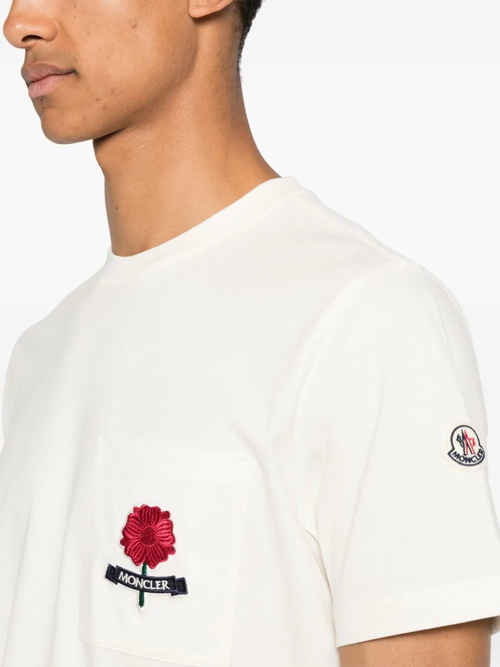 Moncler T-shirt met geborduurd logo Beige