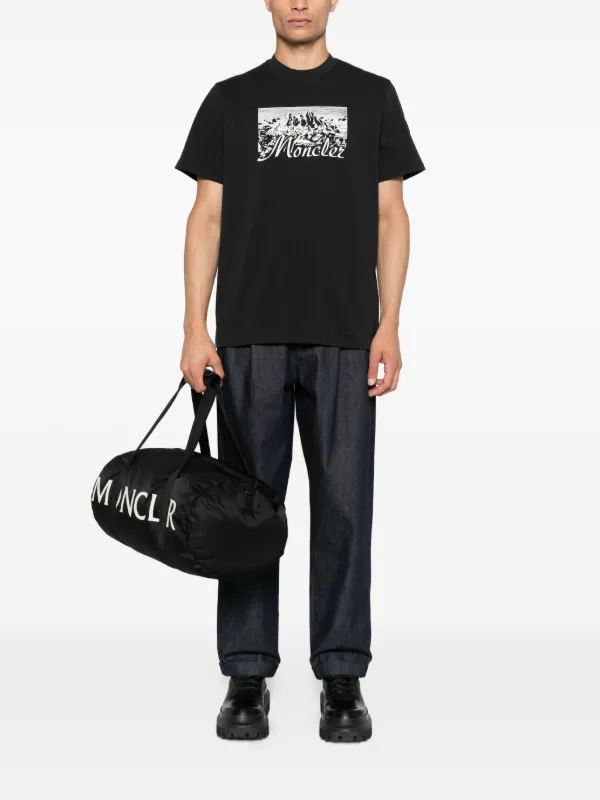 MONCLER グラフィックプリント Tシャツ Moncler プリント Tシャツ | ブラック | FARFETCH JP