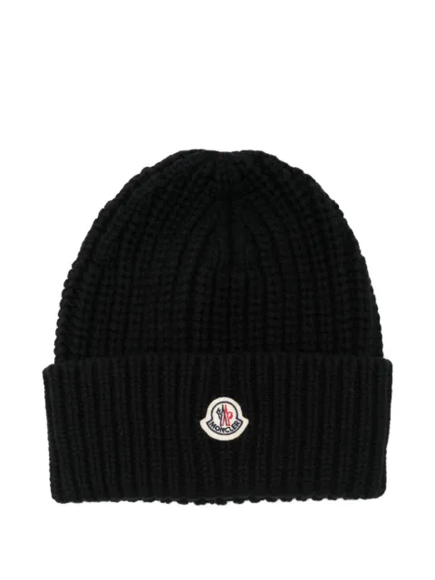 Moncler ribbed logo beanie hat