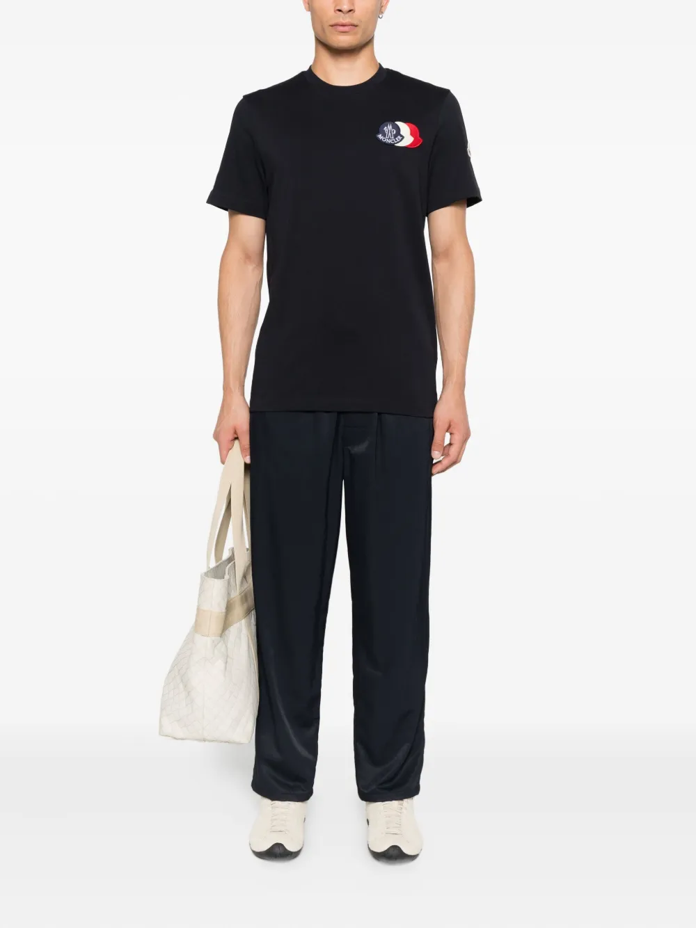 Moncler logo-patch short-sleeve T-shirt - Blauw