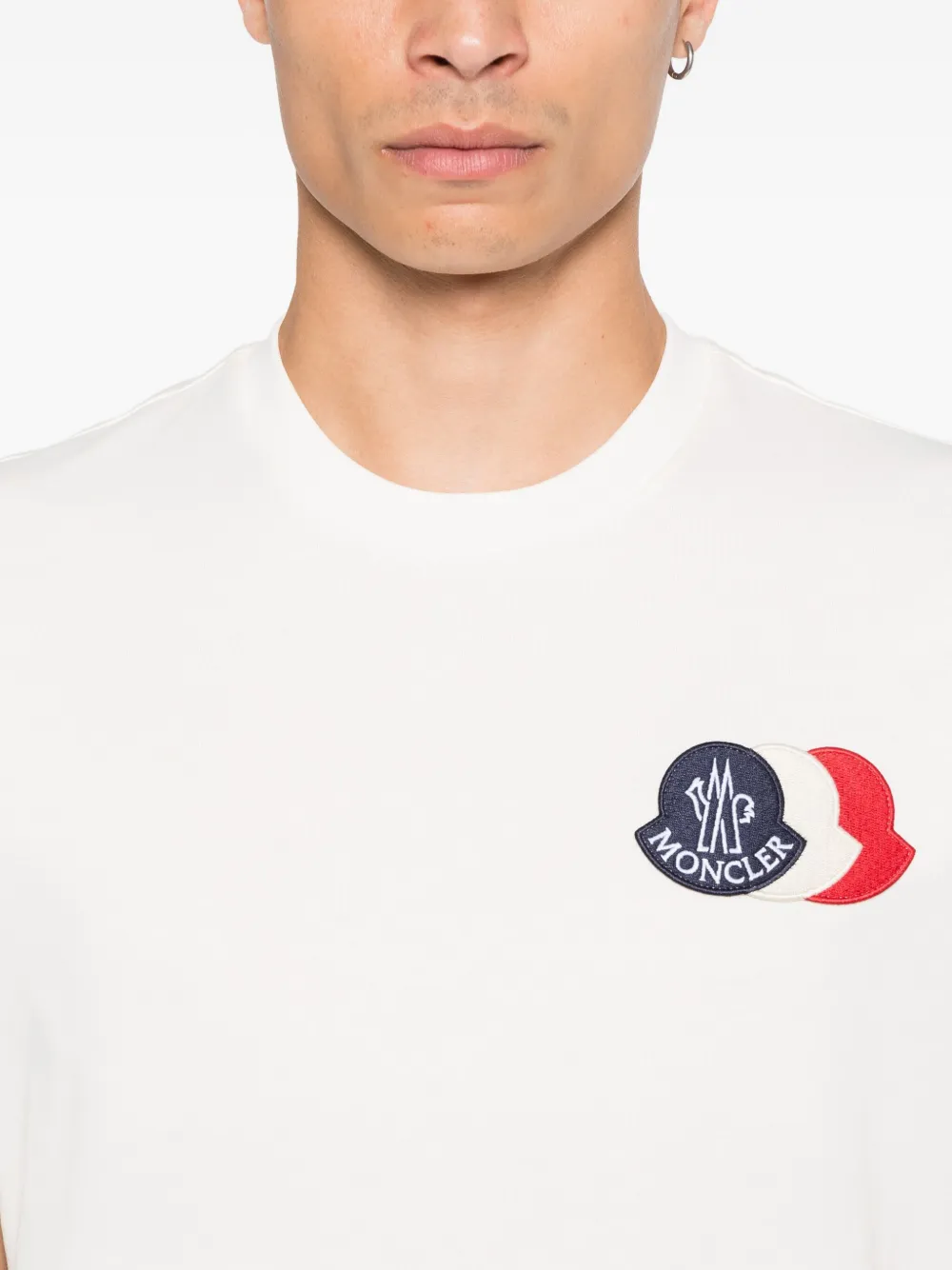 Moncler T-shirt met logopatch Beige