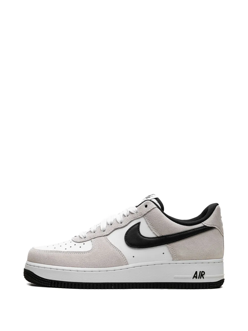 Nike Air Force 1 Low '07 LV8 "White Black" trainers Neutrals