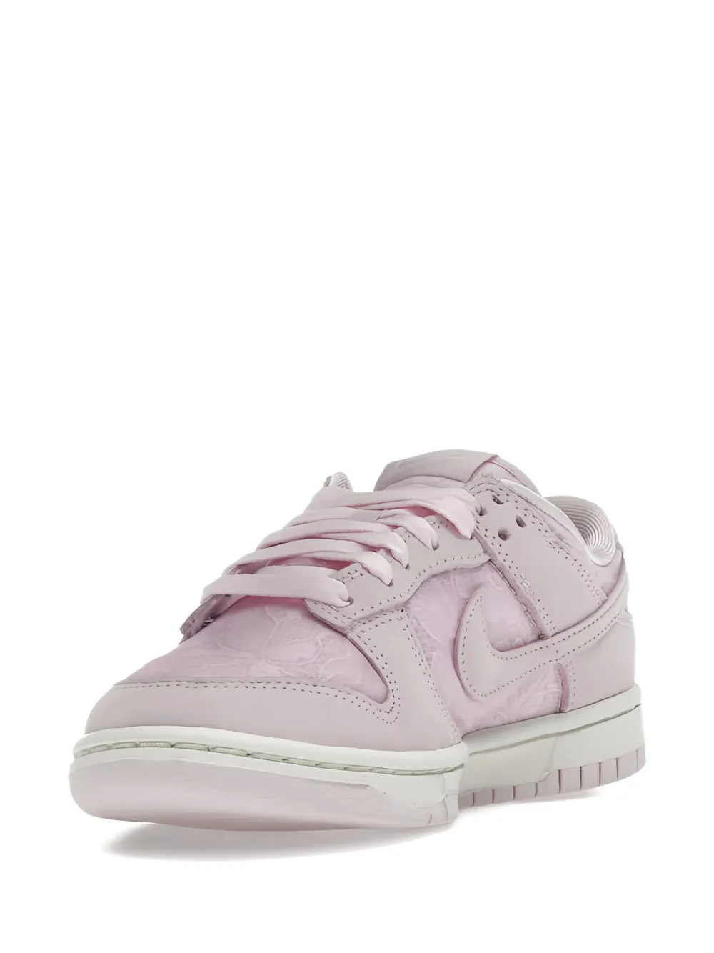 Nike Dunk Low floral-lace sneakers Pink