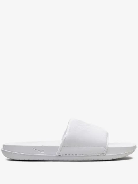 Nike نعل 'كوبي أوف كورت' "تريبل وايت"