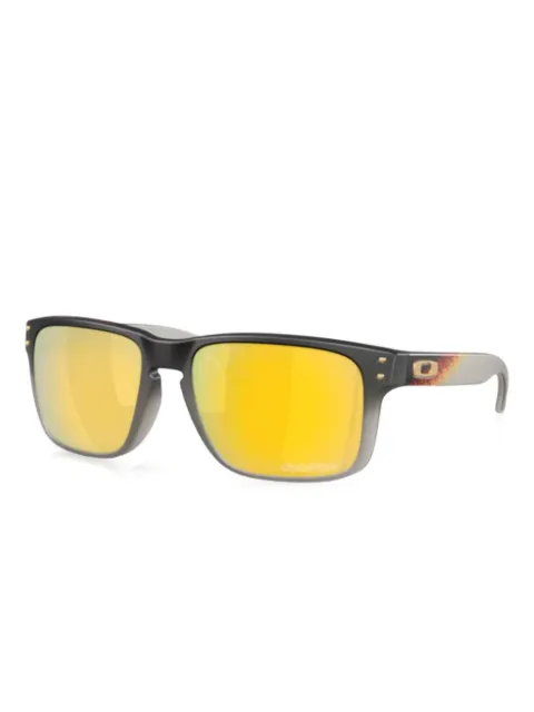 Oakley logo-print sunglasses 