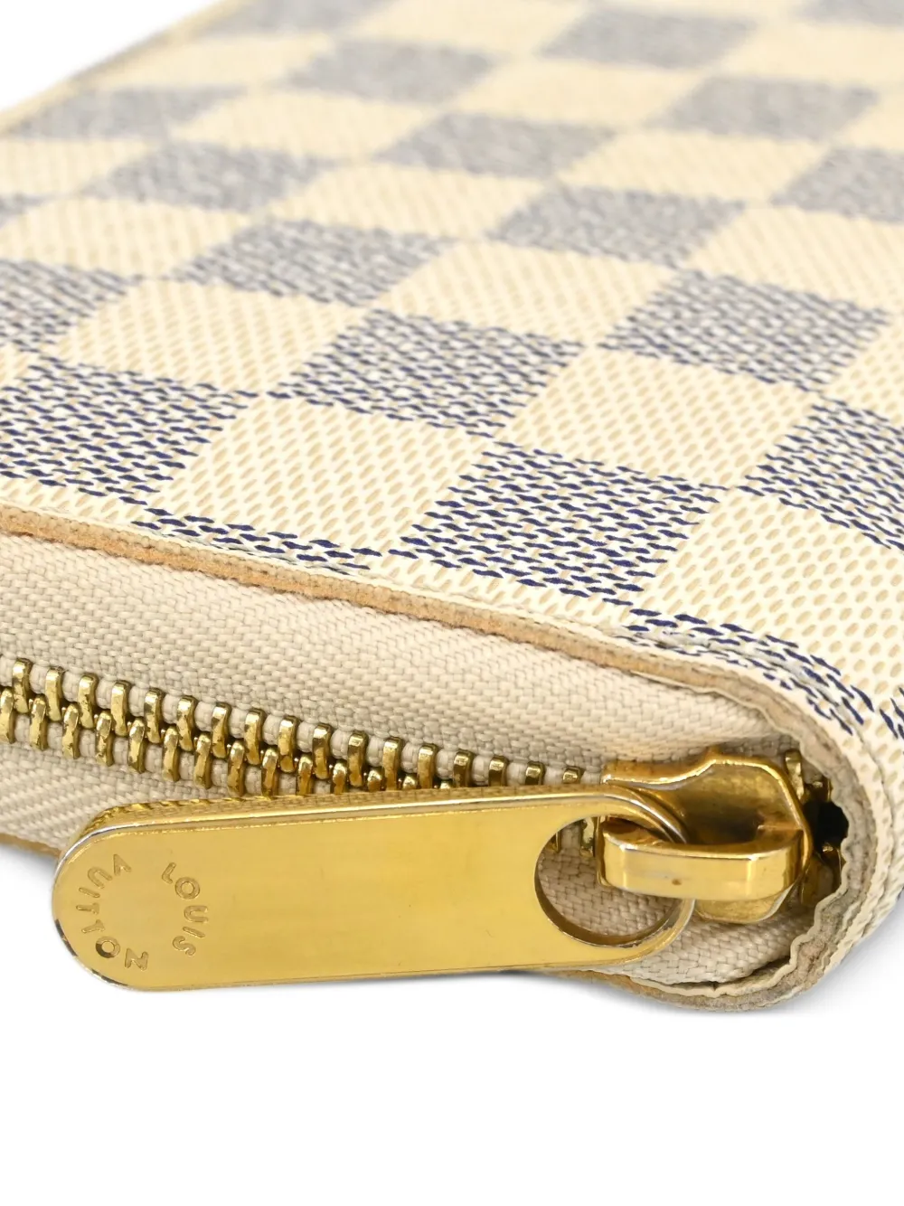 Pre-owned Louis Vuitton 2007 Zippy Wallet In Neutral